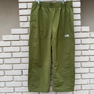 NWT The North Face Easy Wind Pants in Forest Olive Green - Size XL